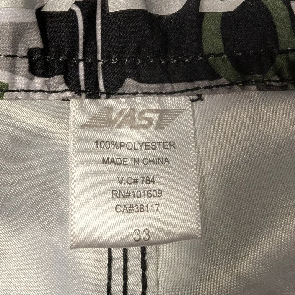 Vast Car Print Camo Board Shorts Size 33